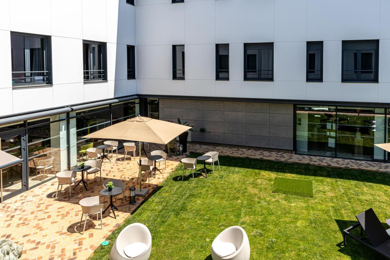Les Jardins De St Cloud Aparthotel แซ็ง-กลู ภายนอก รูปภาพ