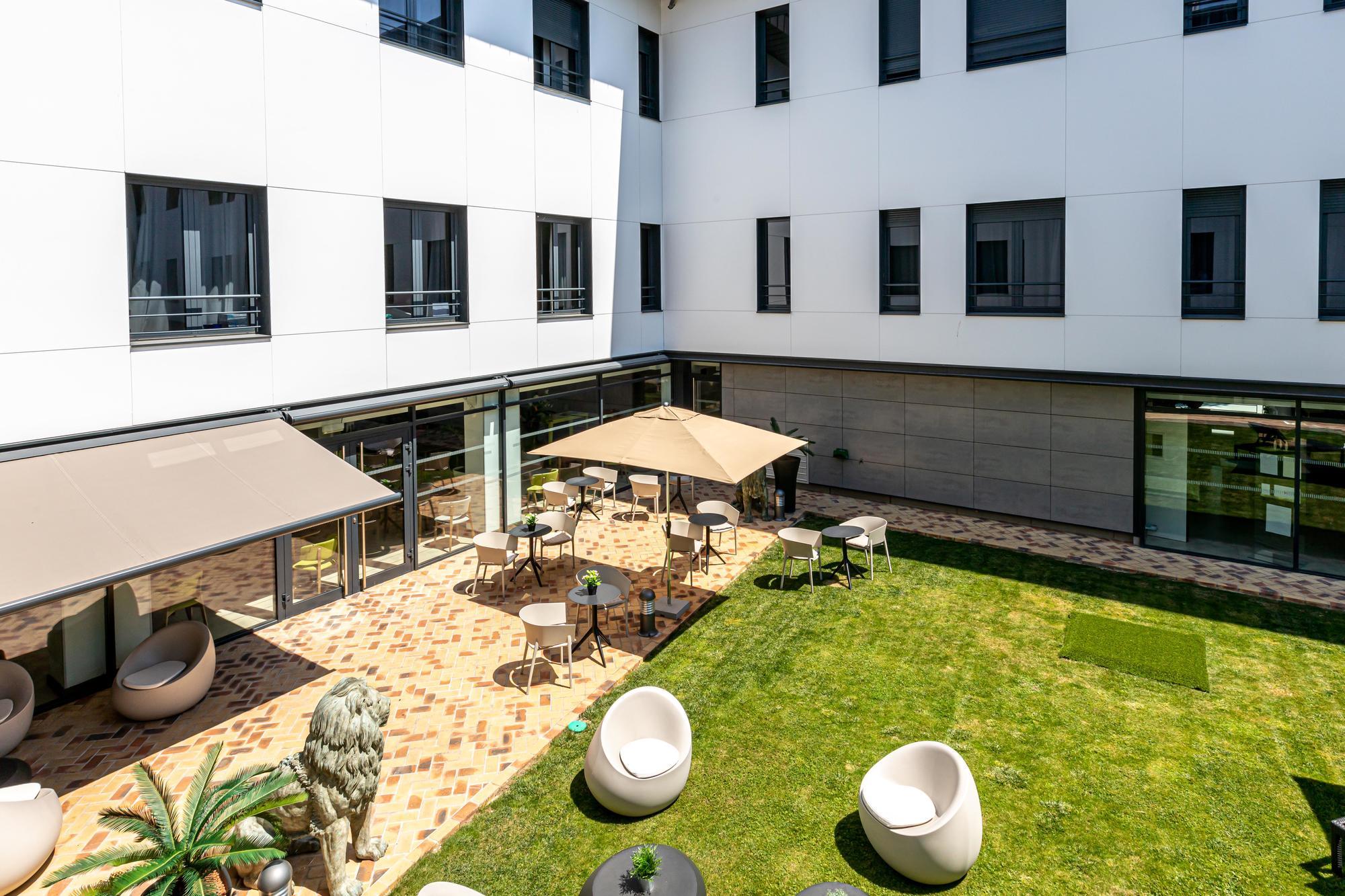 Les Jardins De St Cloud Aparthotel แซ็ง-กลู ภายนอก รูปภาพ