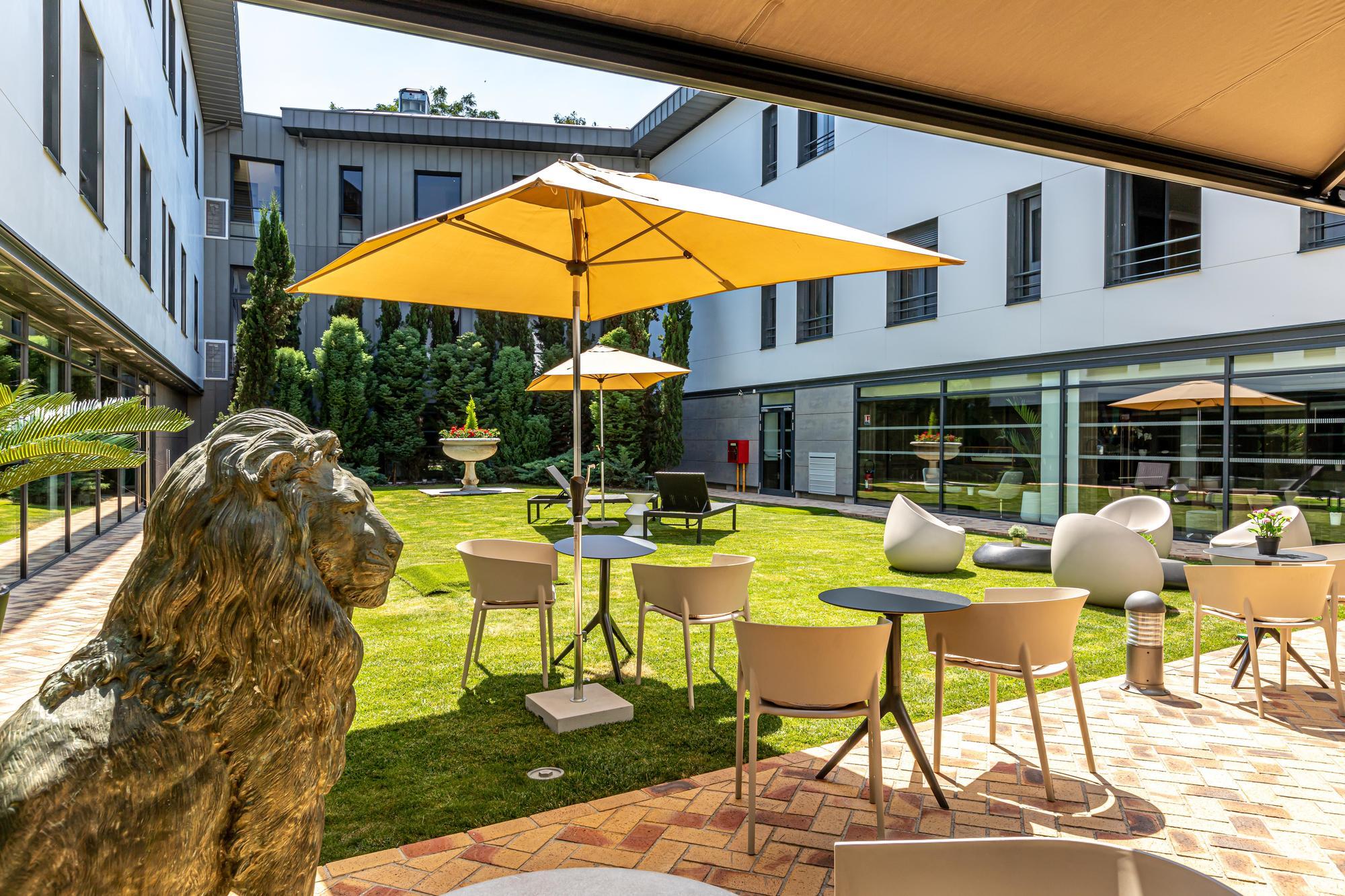 Les Jardins De St Cloud Aparthotel แซ็ง-กลู ภายนอก รูปภาพ